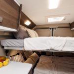 Benimar kamper Benivan 120ES campervan łóżko