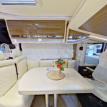 Kamper Eura Mobil Integra 890EB Salon Interior