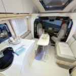 Kamper Eura Mobil Profila T 726EF Półintegra Salon Interior