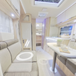 Kamper Eura Mobil Profila T 726EF Półintegra Salon Interior