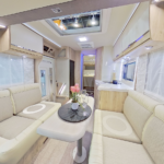 Kamper Eura Mobil Integra Line 720QF Integra Salon Interior