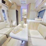 Kamper Eura Mobil Profila T 726EF Półintegra Salon Interior