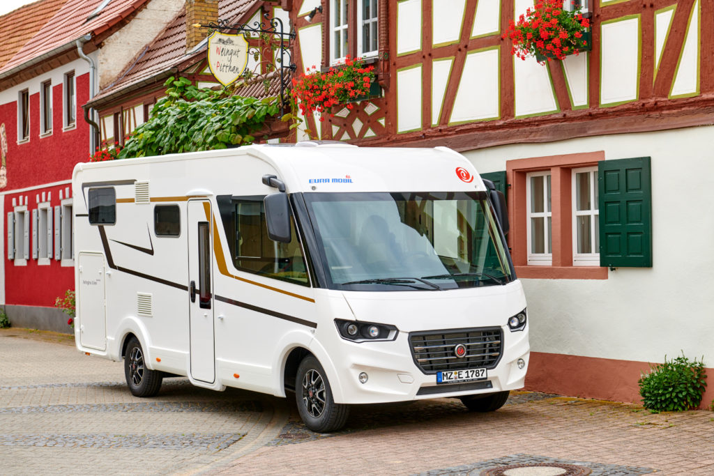 Kamper Eura Mobil Integra Line 720EB Exterior