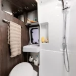 Kamper Benimar Benivan 120PS Van Łazienka Interior