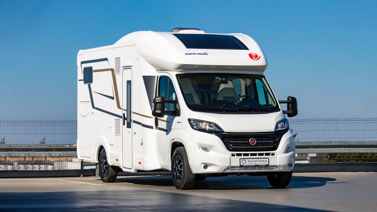 Kamper Eura Mobil Profila RS Półintegra 720EB Exterior